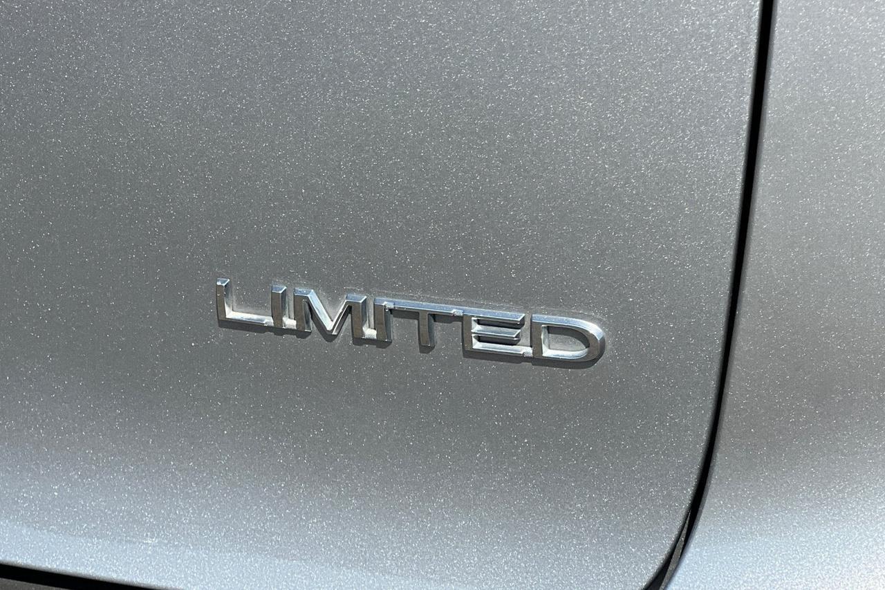 2017 Chrysler Pacifica Limited Roseville CA