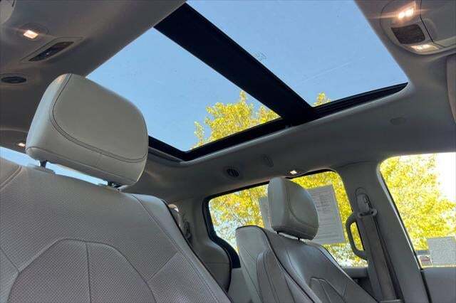 2017 Chrysler Pacifica Limited Roseville CA