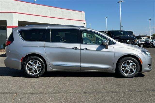 2017 Chrysler Pacifica Limited Roseville CA