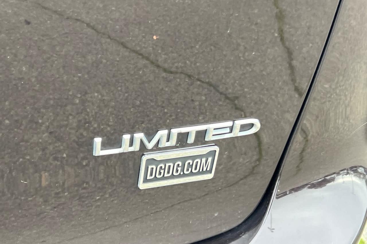 2017 Chrysler Pacifica Limited Roseville CA