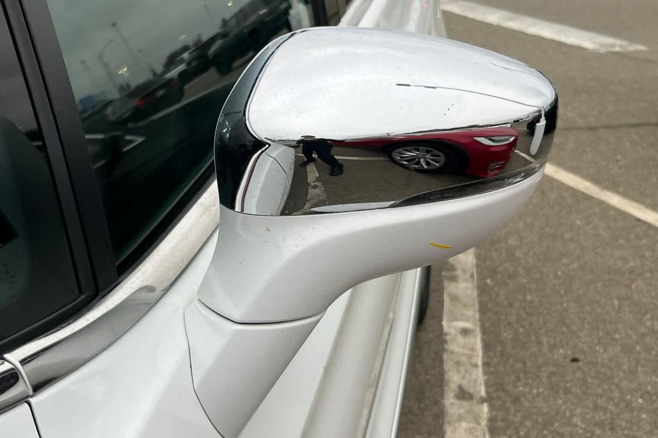 2017 Chrysler Pacifica Limited Roseville CA