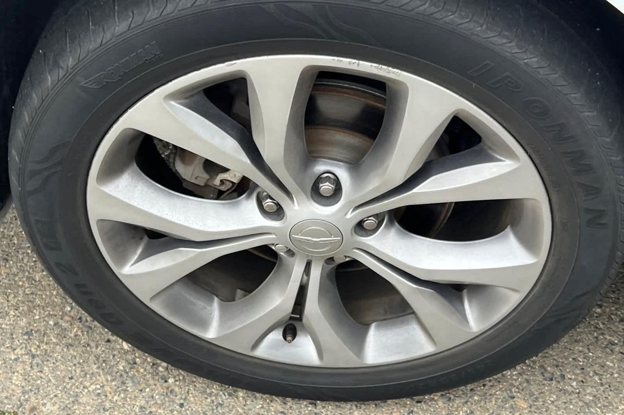 2017 Chrysler Pacifica Limited Roseville CA