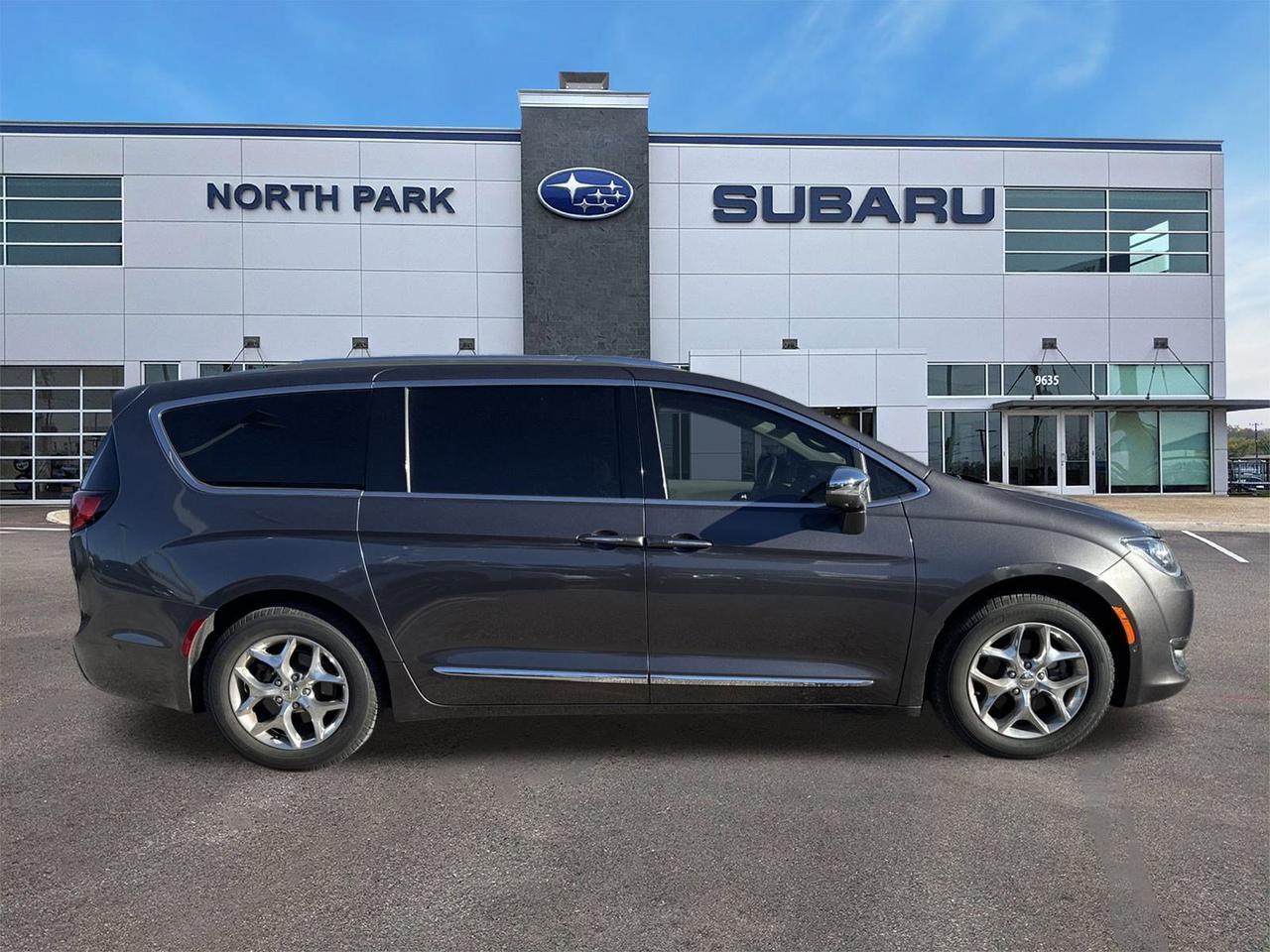 2017 Chrysler Pacifica Limited