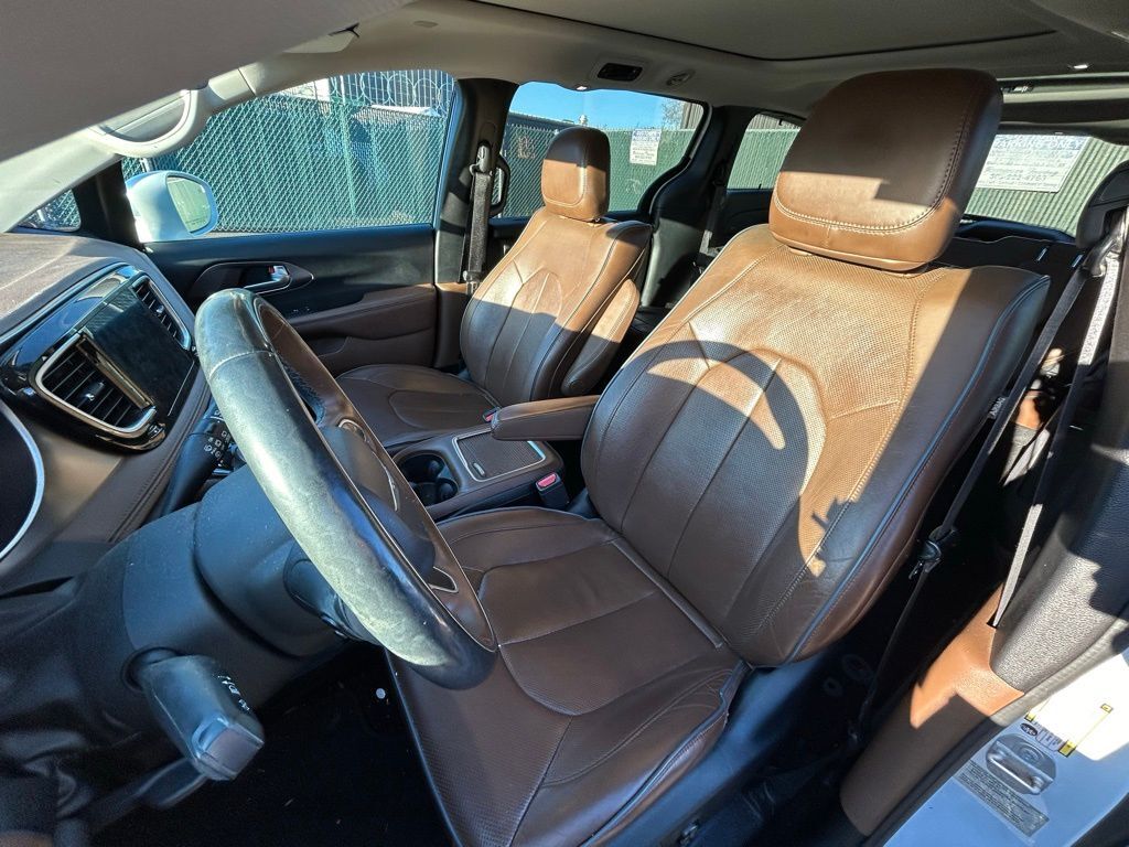 2017 Chrysler Pacifica Limited Tigard OR