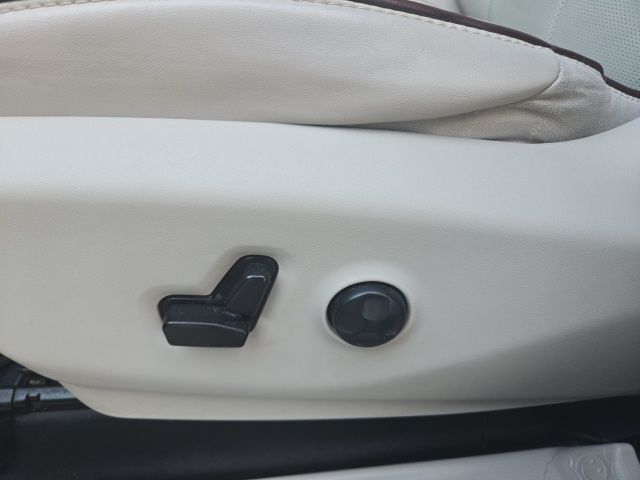 2017 Chrysler Pacifica Limited West Burlington IA