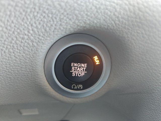 2017 Chrysler Pacifica Limited West Burlington IA