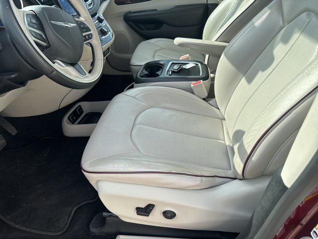 2017 Chrysler Pacifica Limited West Burlington IA