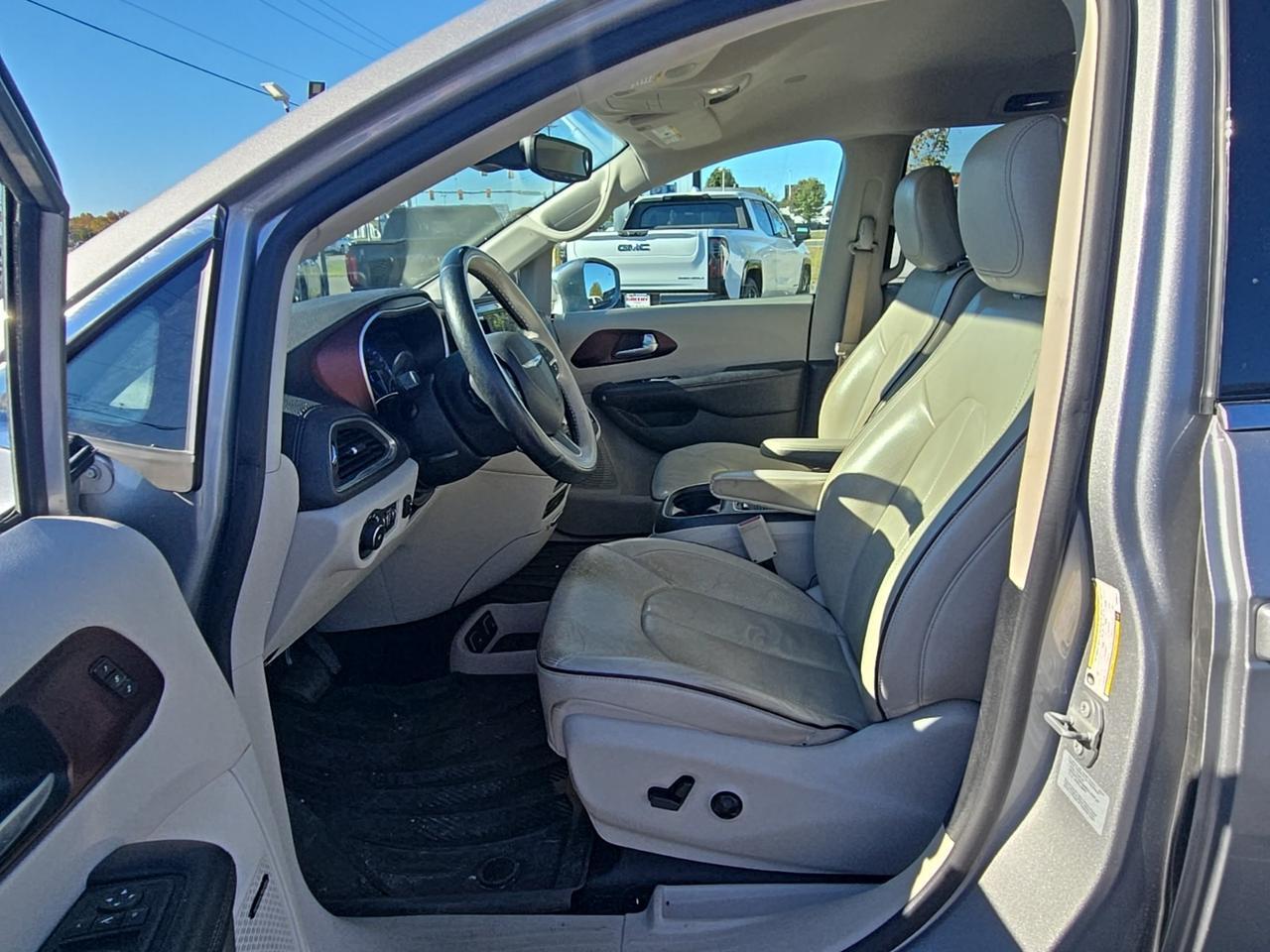 2017 Chrysler Pacifica Limited Fredericksburg VA