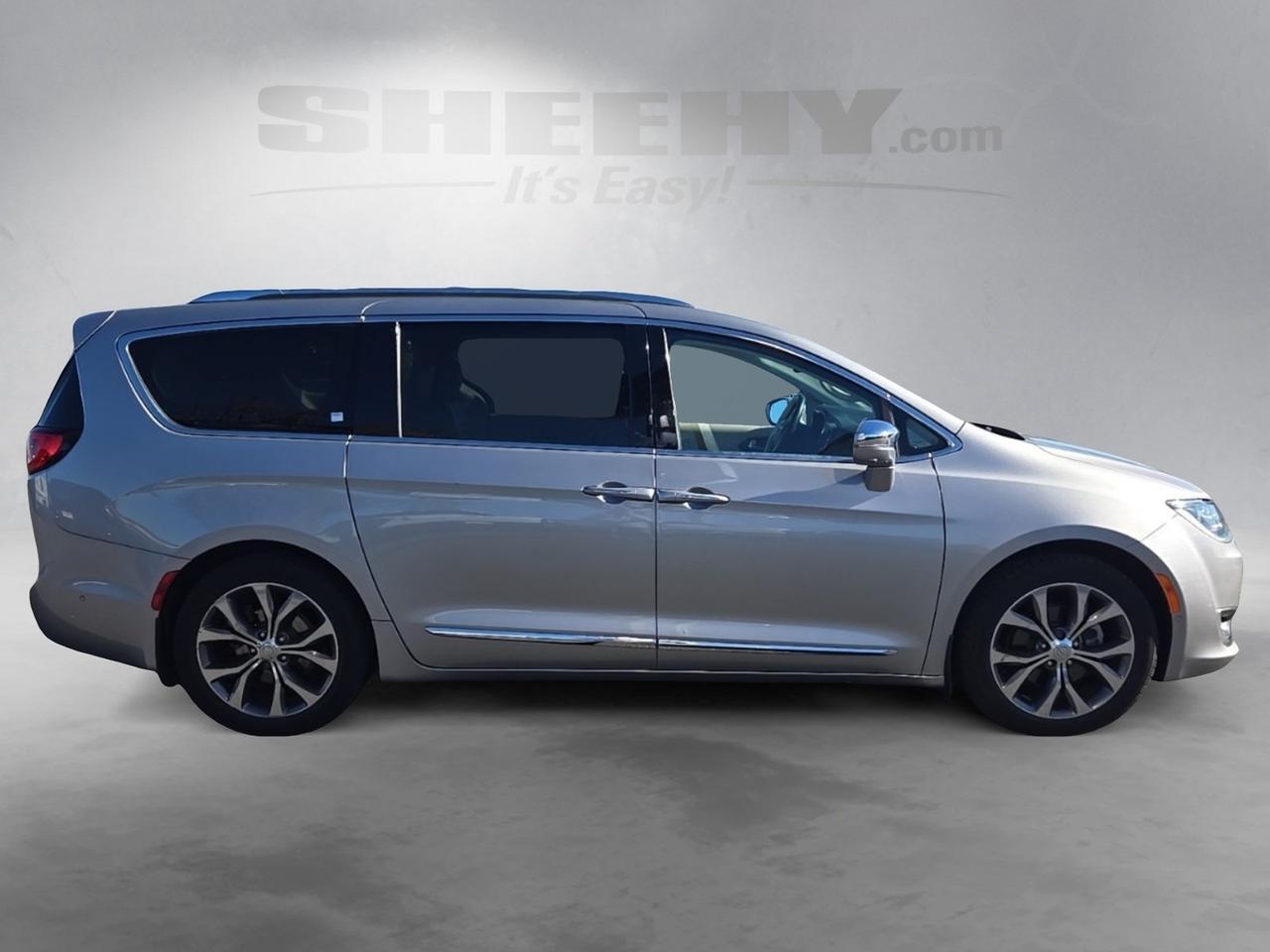 2017 Chrysler Pacifica Limited Fredericksburg VA