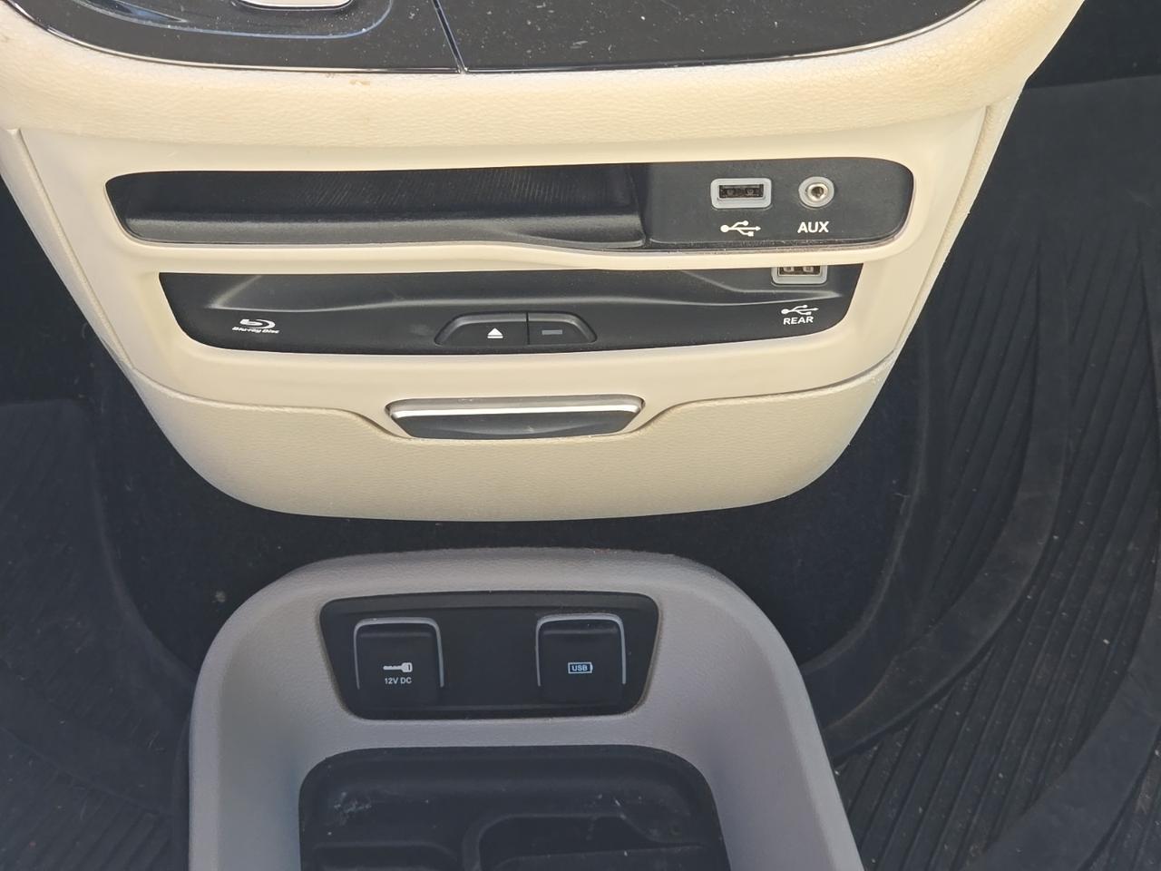 2017 Chrysler Pacifica Limited Fredericksburg VA