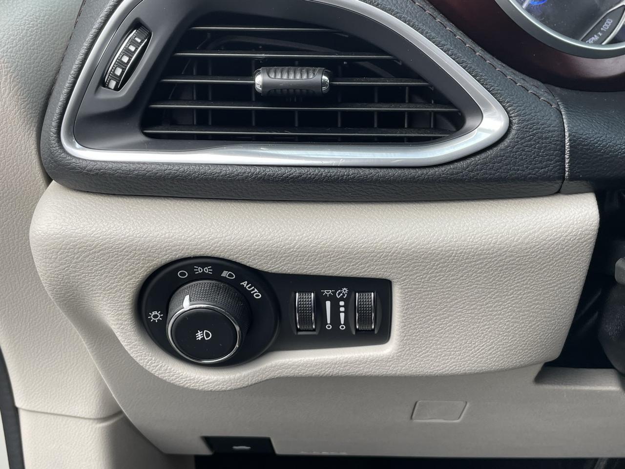 2017 Chrysler Pacifica Limited Alexandria VA