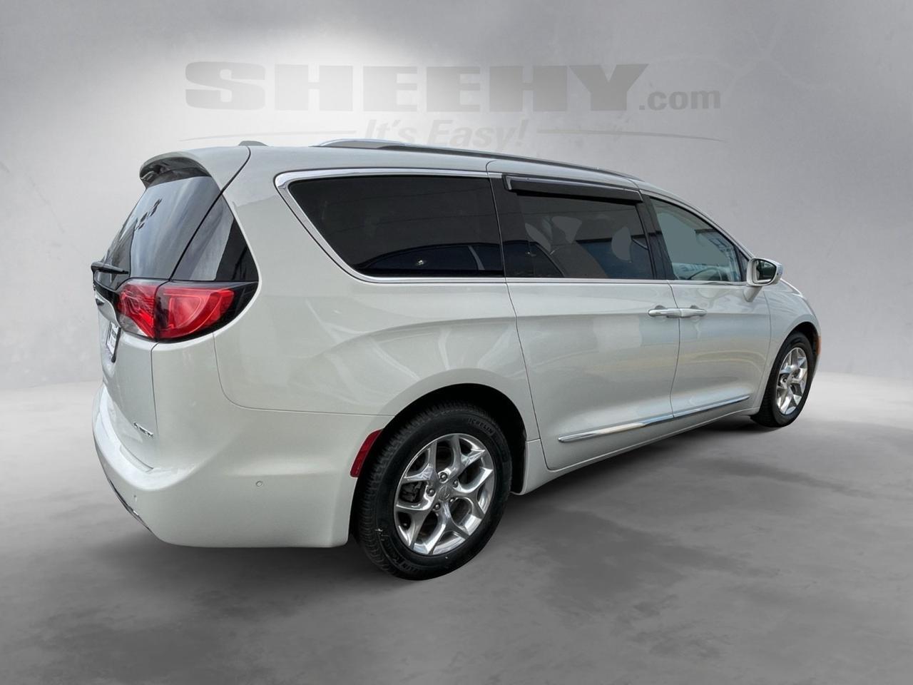 2017 Chrysler Pacifica Limited Alexandria VA