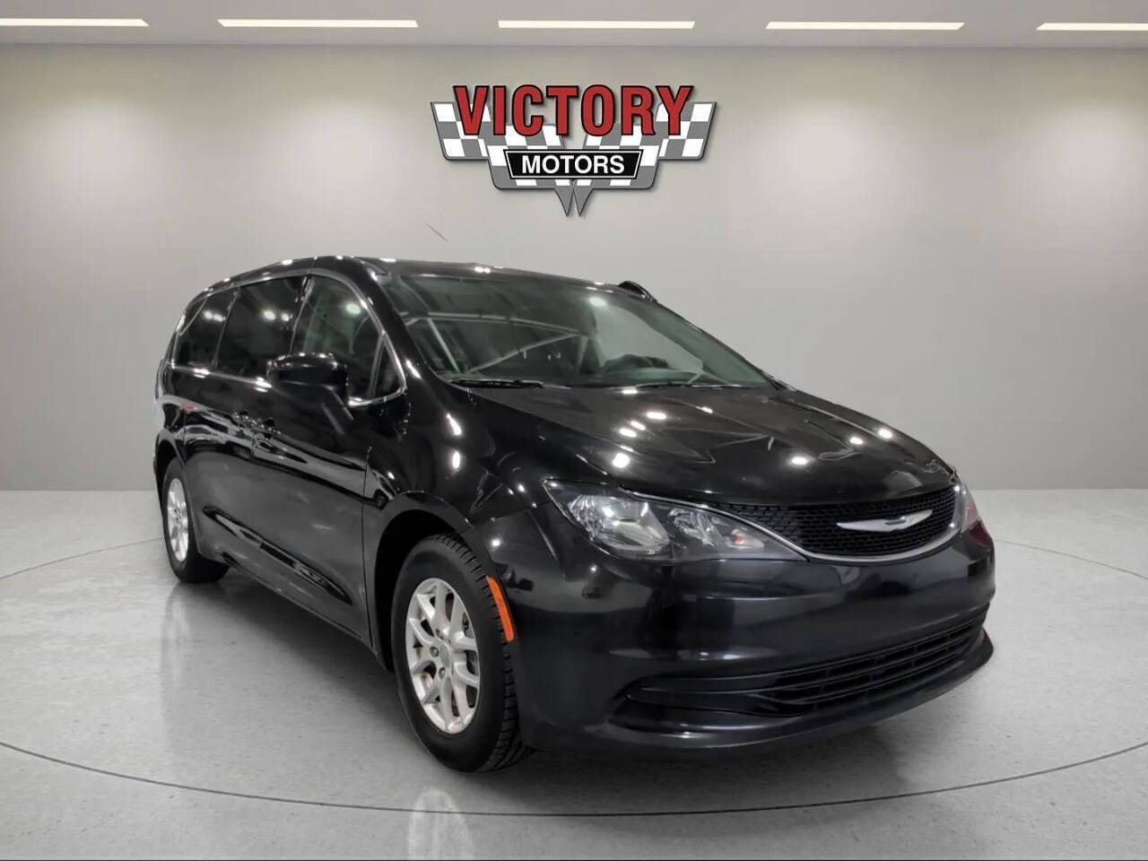 2017 Chrysler Pacifica Touring 4dr Mini Van Lake Orion MI