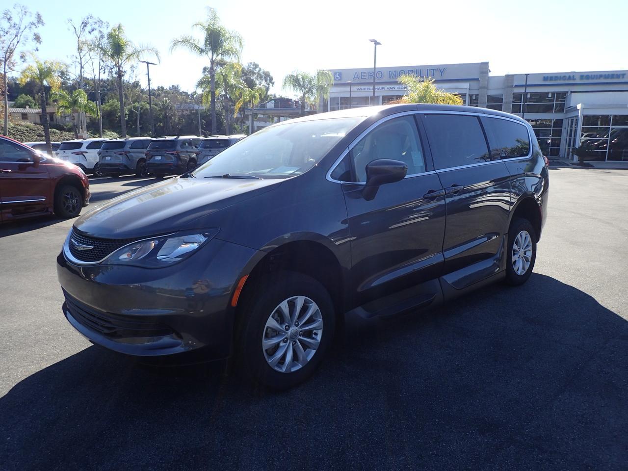 2017 Chrysler Pacifica Touring