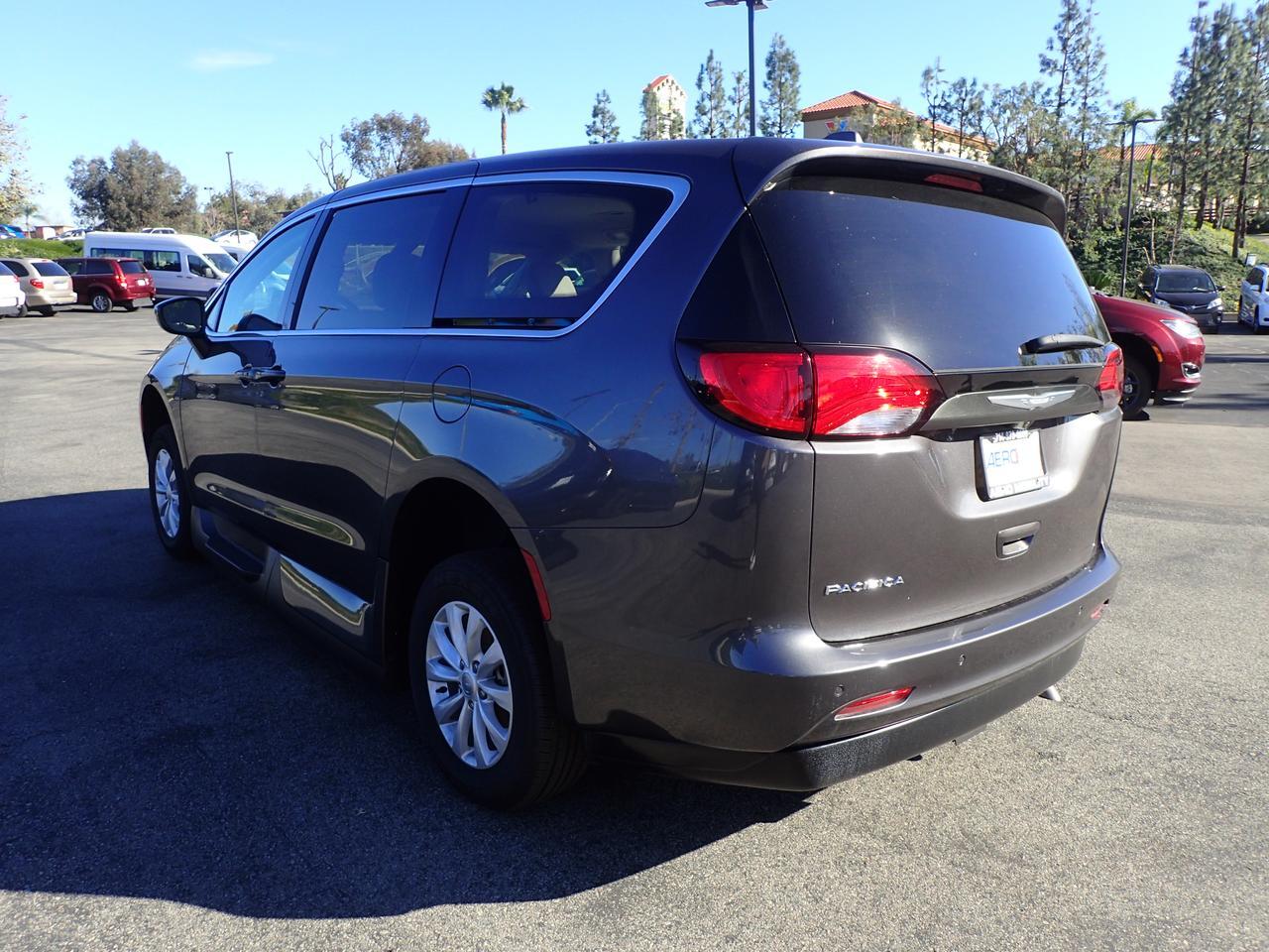 2017 Chrysler Pacifica Touring Anaheim CA