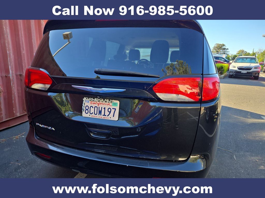 2017 Chrysler Pacifica Touring