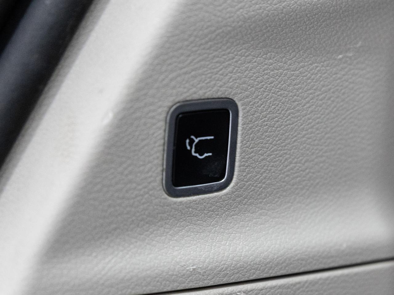 2017 Chrysler Pacifica Touring-L 7-Passenger NAV Cranberry PA