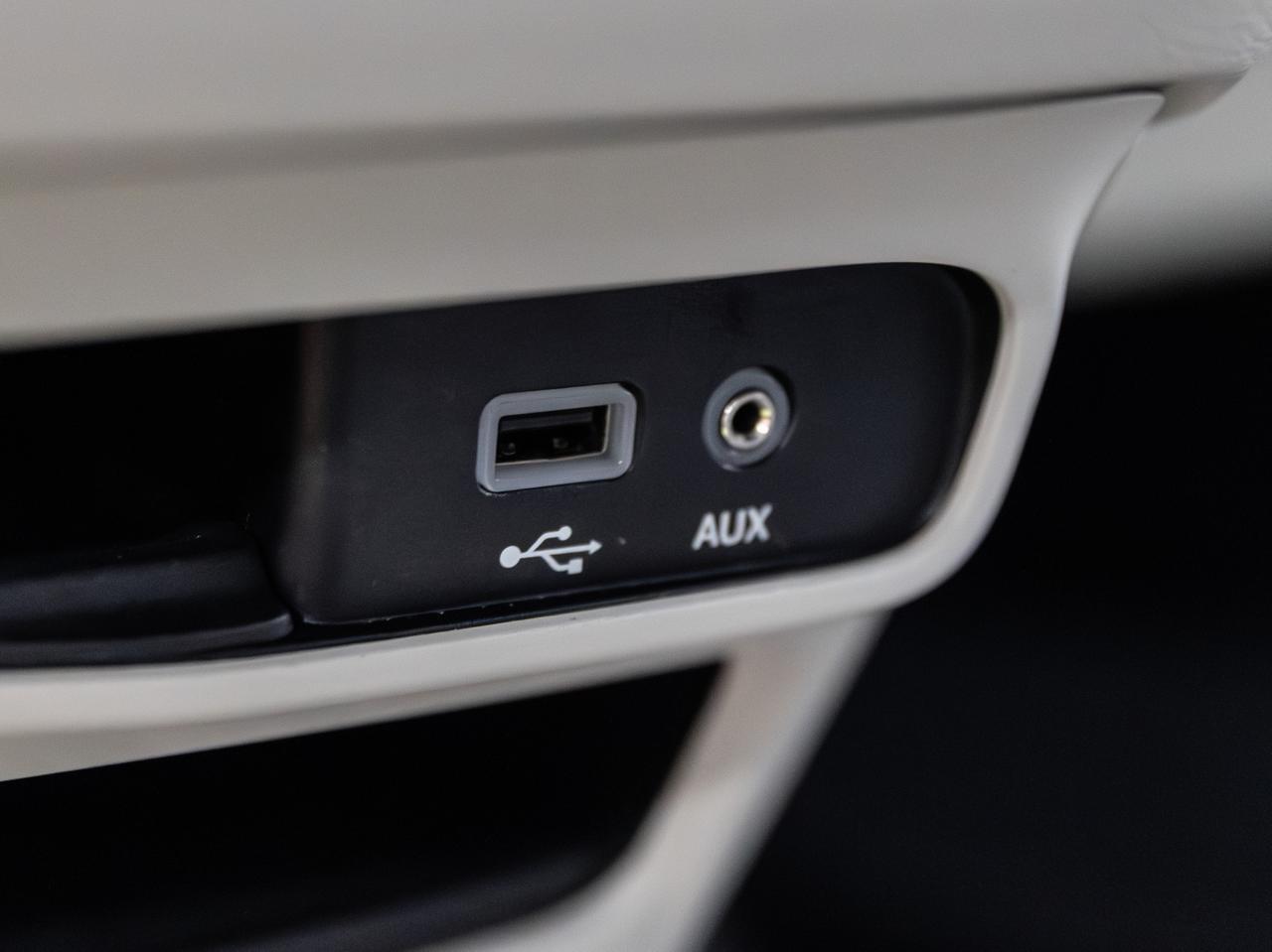 2017 Chrysler Pacifica Touring-L 7-Passenger NAV Cranberry PA