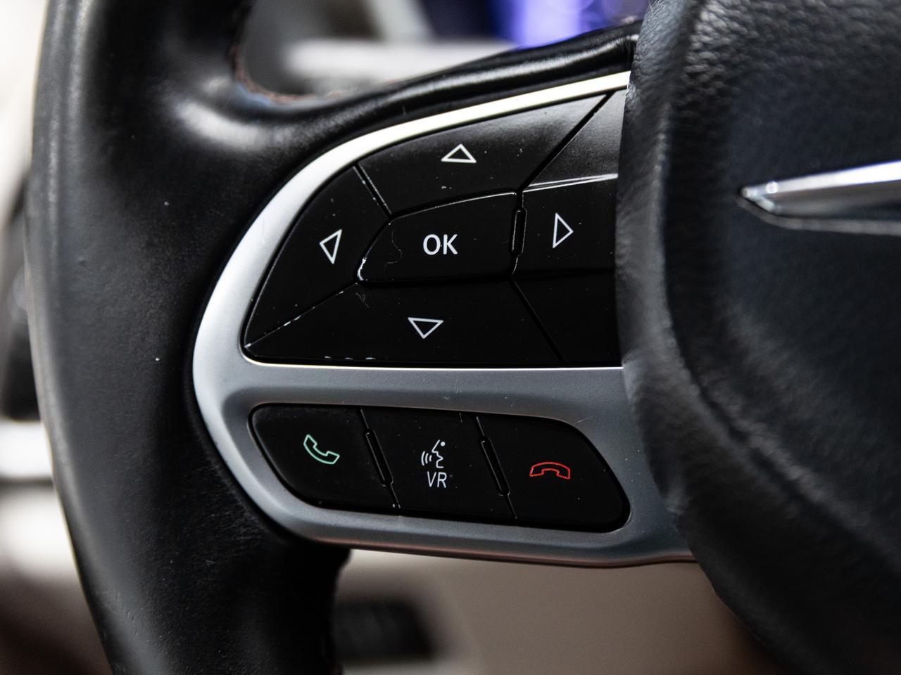 2017 Chrysler Pacifica Touring-L 7-Passenger NAV Cranberry PA