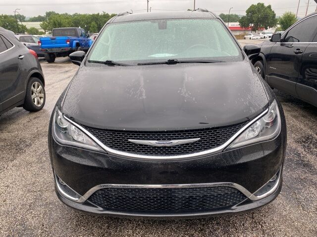 2017 Chrysler Pacifica Touring L Akron