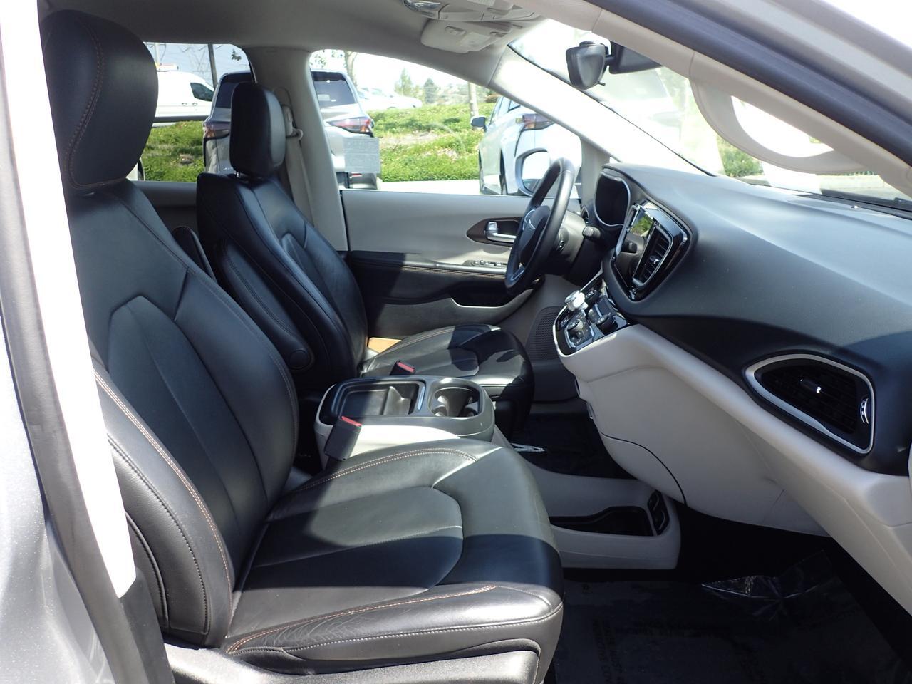 2017 Chrysler Pacifica Touring-L Anaheim CA