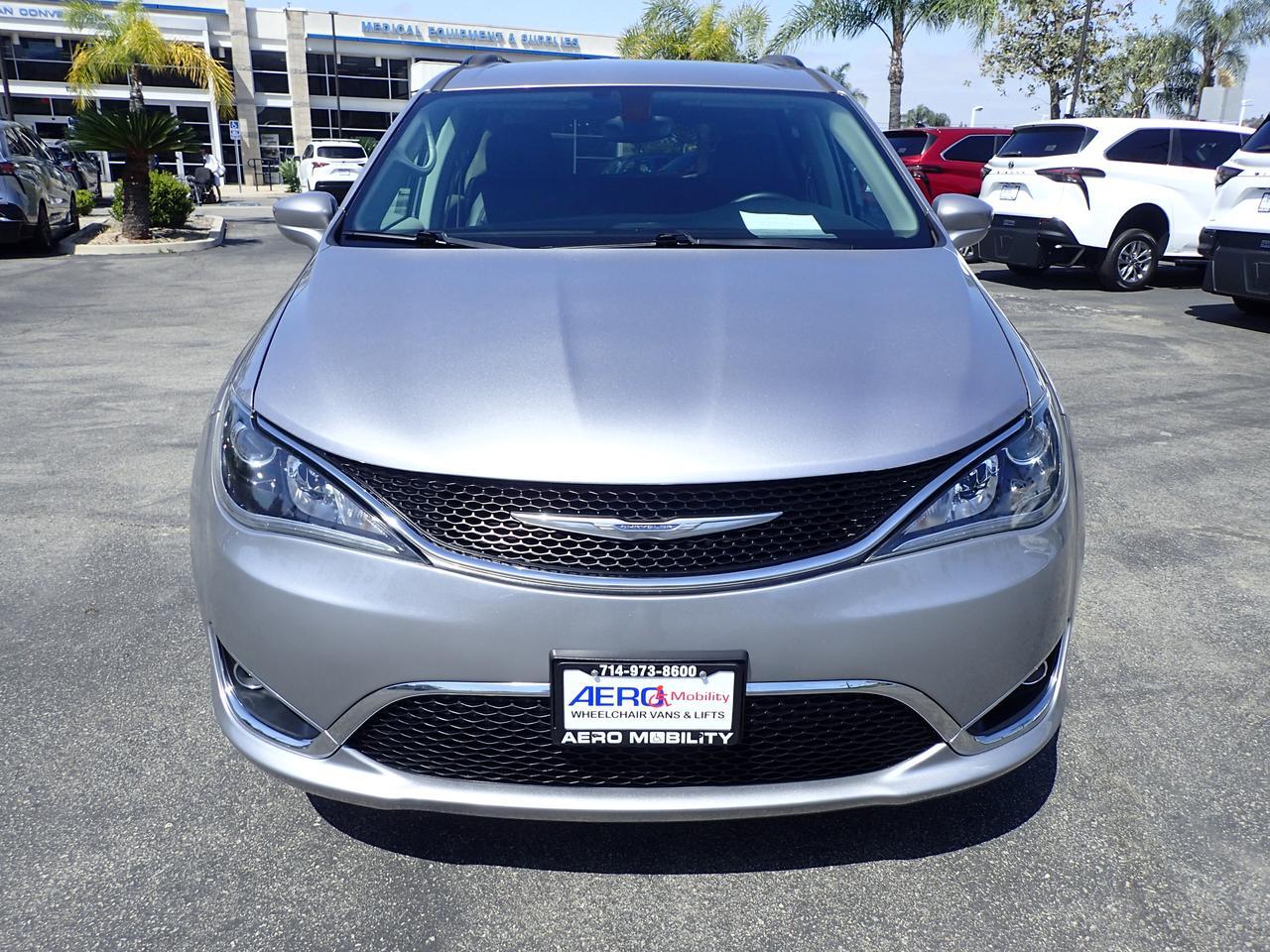 2017 Chrysler Pacifica Touring-L Anaheim CA