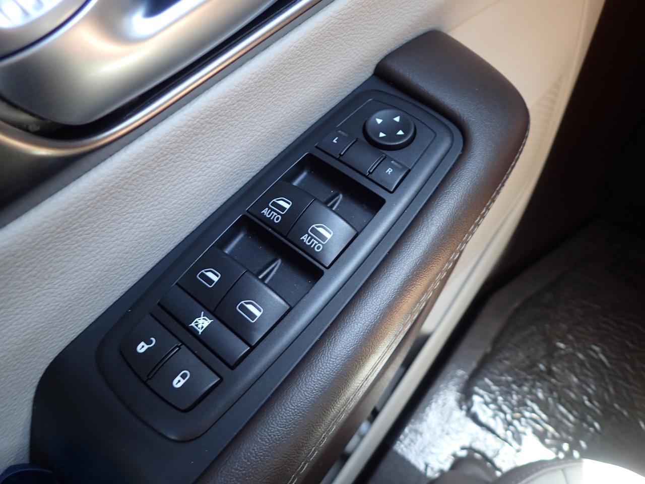 2017 Chrysler Pacifica Touring-L Anaheim CA