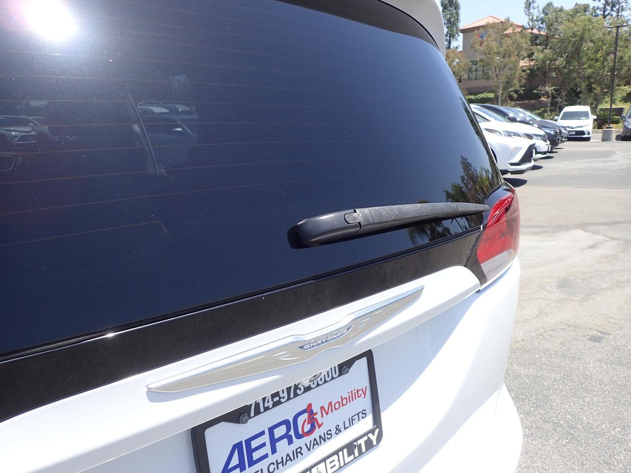 2017 Chrysler Pacifica Touring-L Anaheim CA
