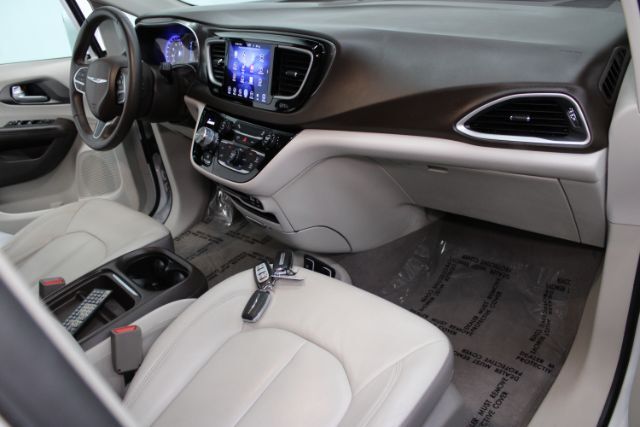 2017 Chrysler Pacifica Touring-L Chantilly VA