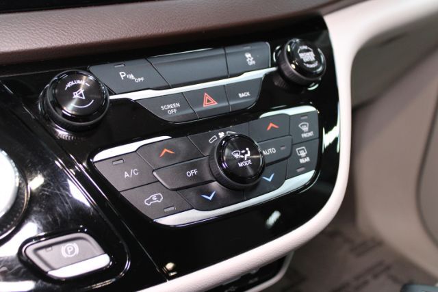 2017 Chrysler Pacifica Touring-L Chantilly VA