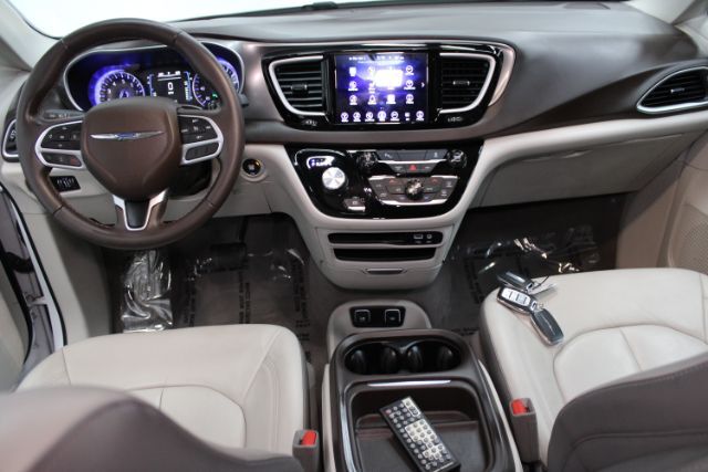 2017 Chrysler Pacifica Touring-L Chantilly VA