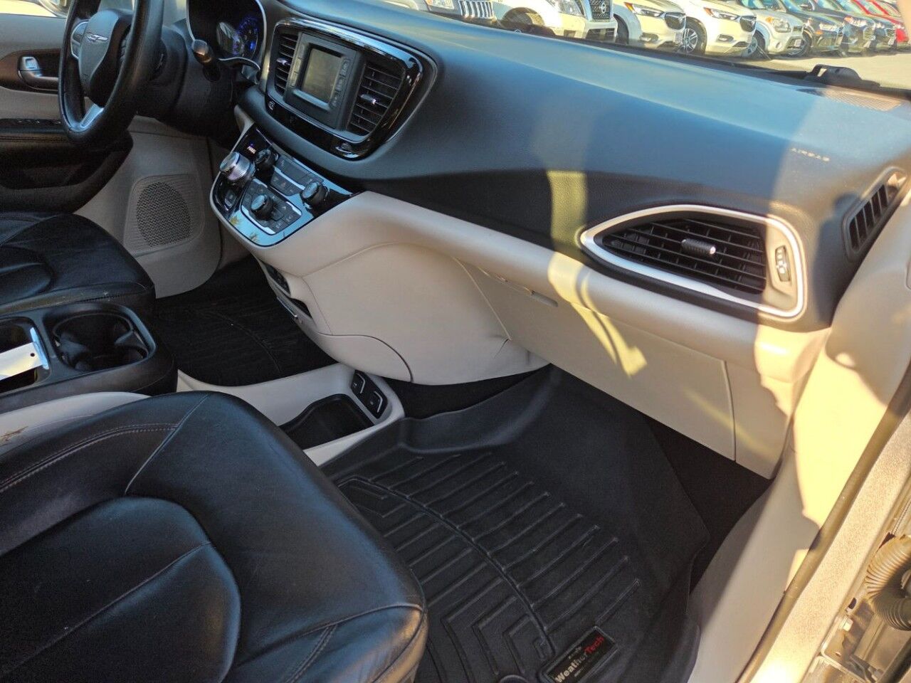 2017 Chrysler Pacifica Touring-L Charlton MA