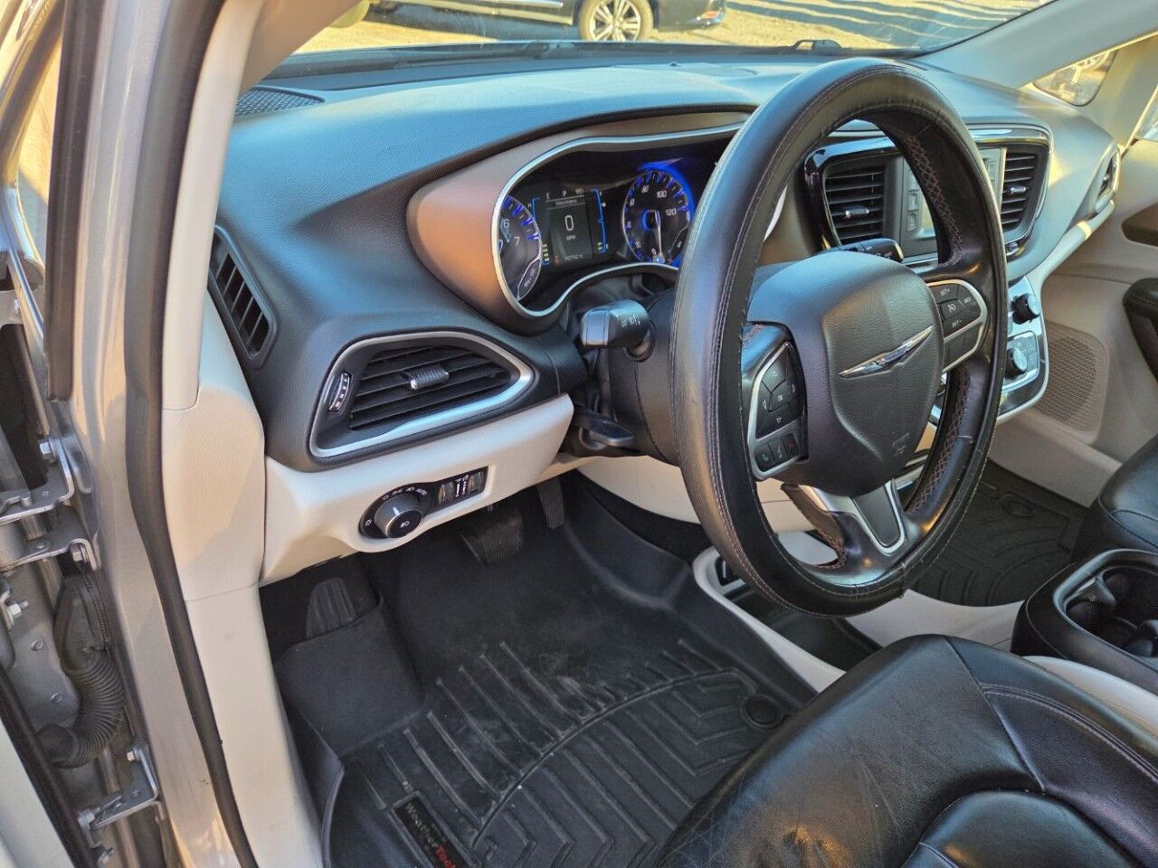 2017 Chrysler Pacifica Touring-L Charlton MA