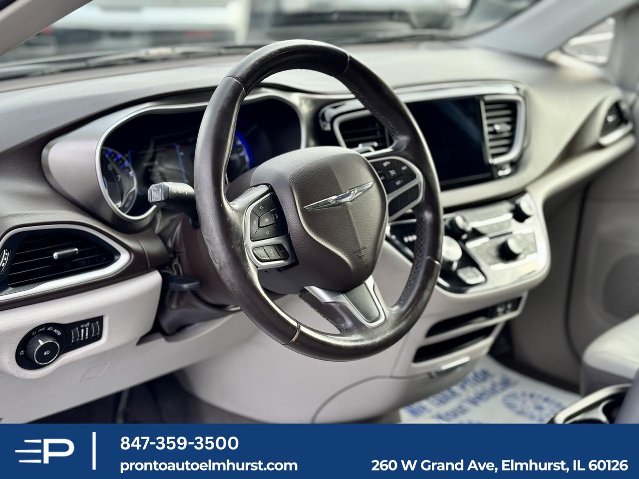 2017 Chrysler Pacifica Touring-L Elmhurst IL