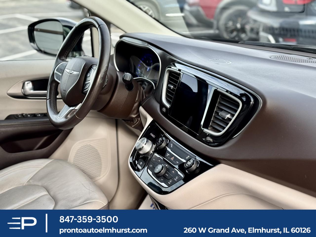 2017 Chrysler Pacifica Touring-L Elmhurst IL