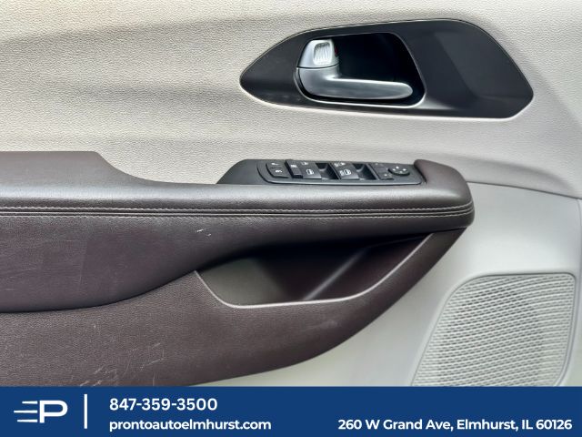 2017 Chrysler Pacifica Touring-L Elmhurst IL