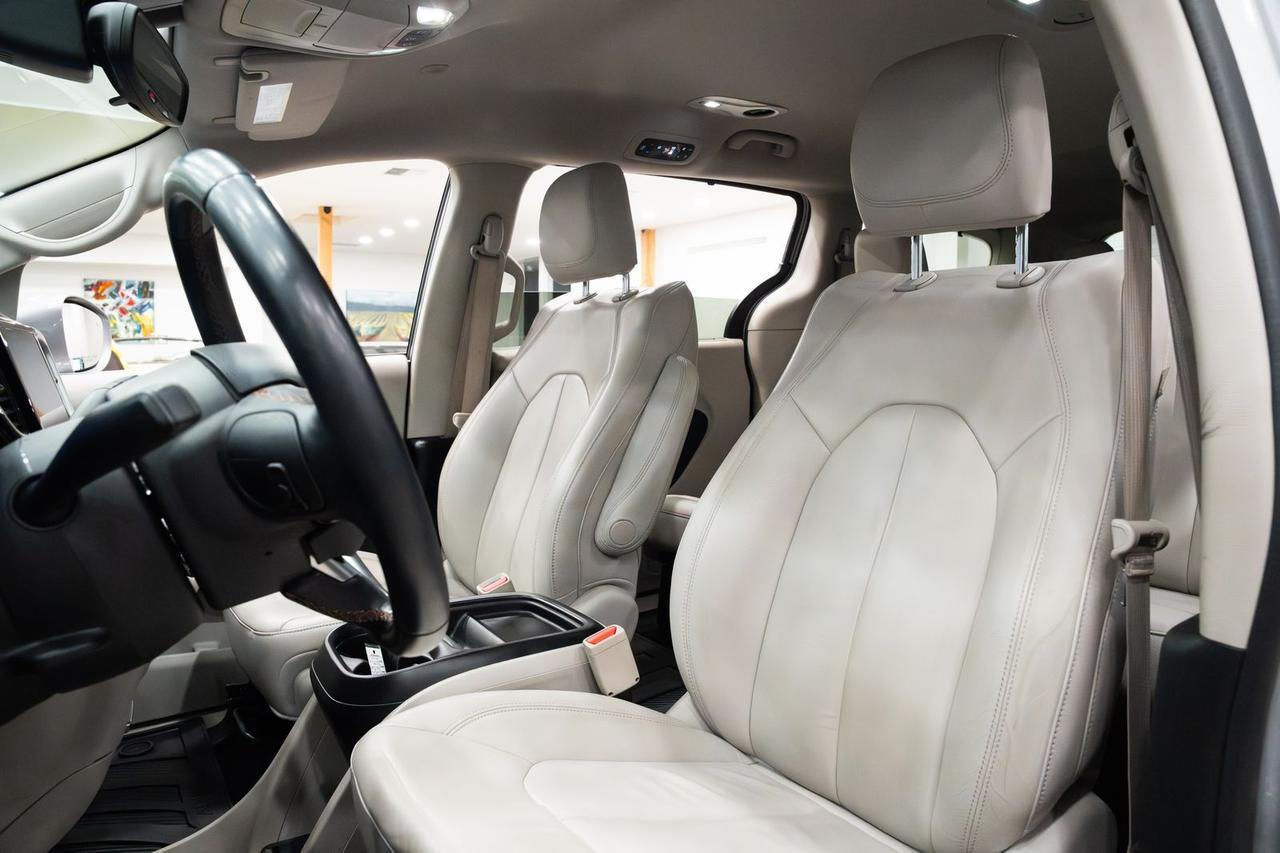 2017 Chrysler Pacifica Touring L Gladstone OR