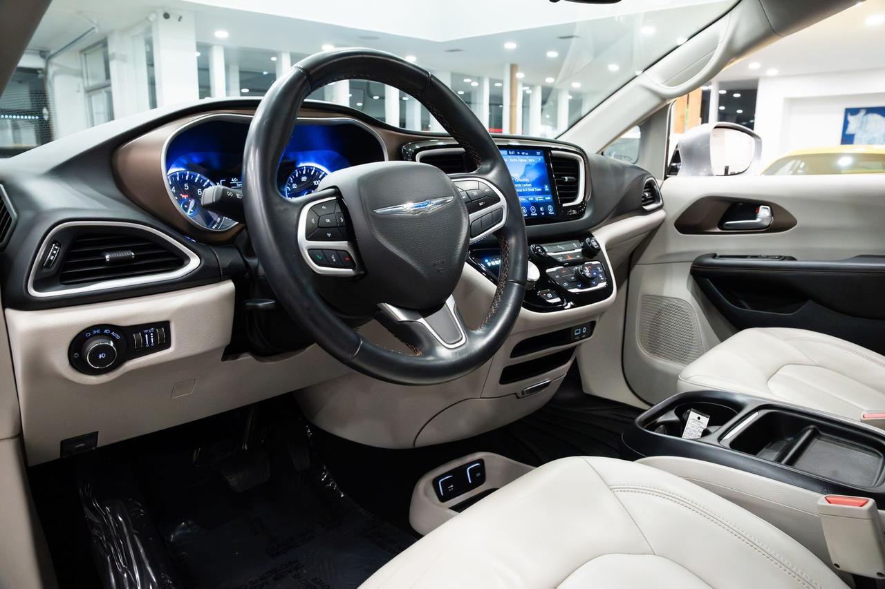 2017 Chrysler Pacifica Touring L Gladstone OR