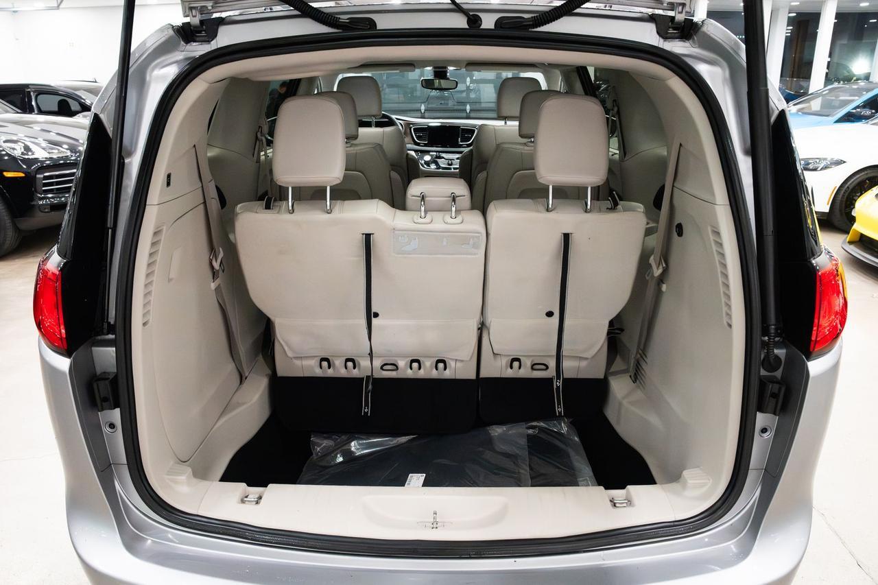 2017 Chrysler Pacifica Touring L Gladstone OR