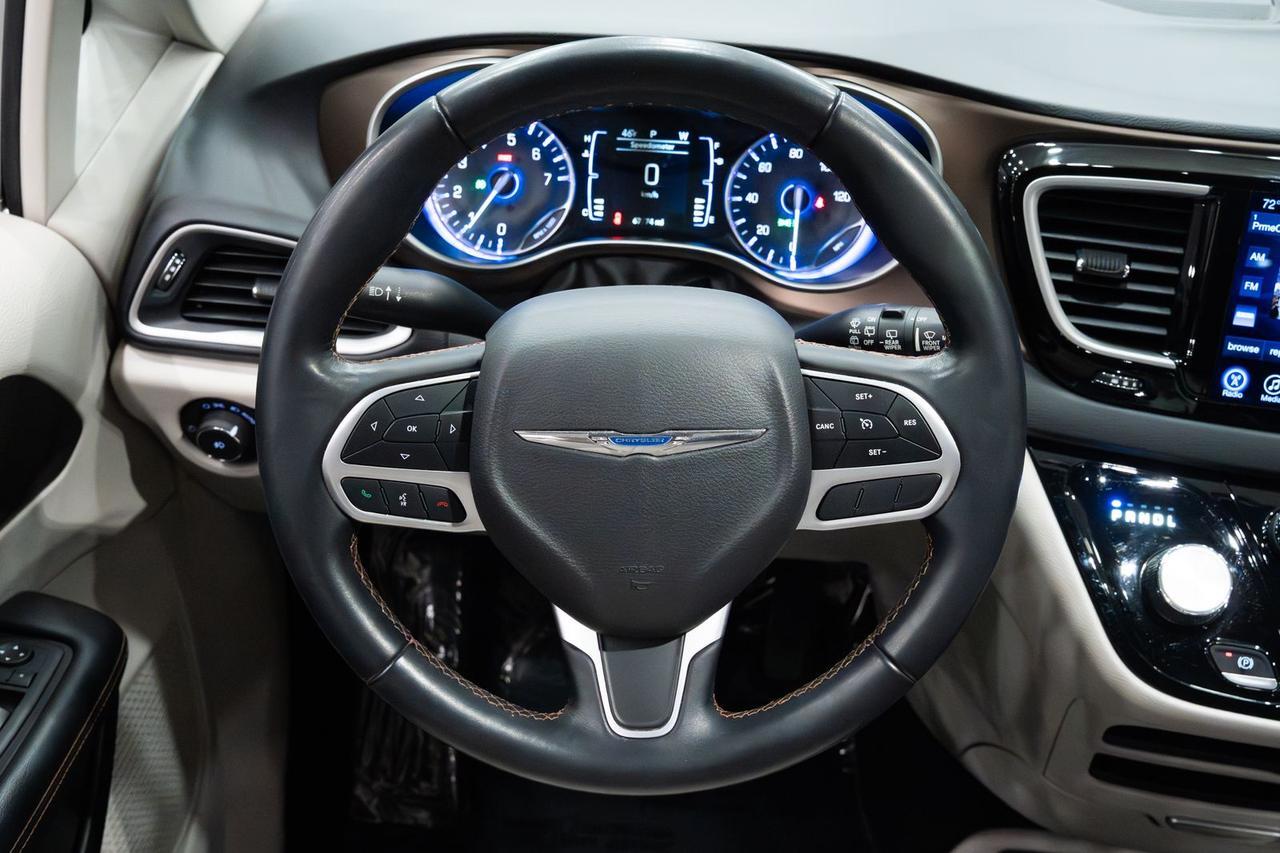 2017 Chrysler Pacifica Touring L Gladstone OR