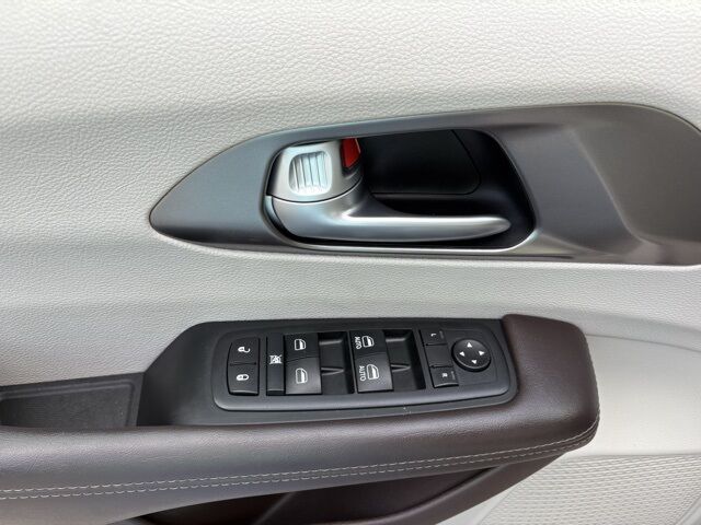 2017 Chrysler Pacifica Touring L Jacksonville FL