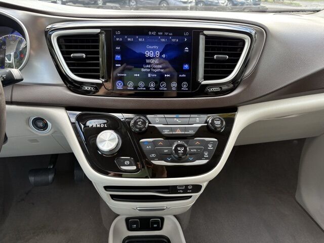 2017 Chrysler Pacifica Touring L Jacksonville FL