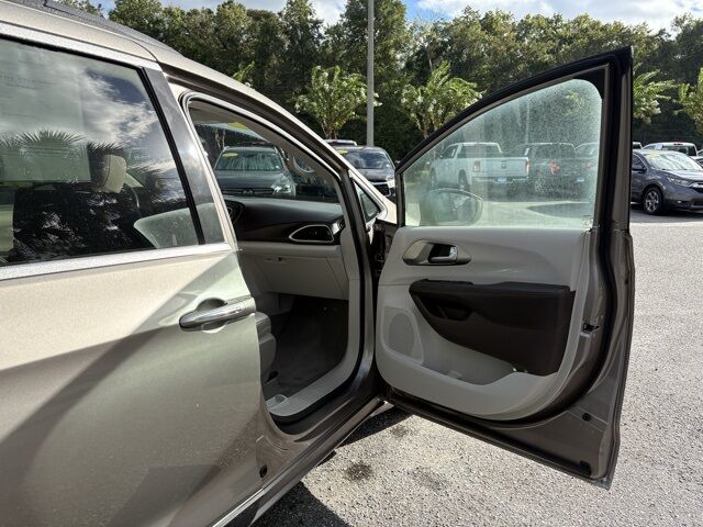 2017 Chrysler Pacifica Touring L Jacksonville FL