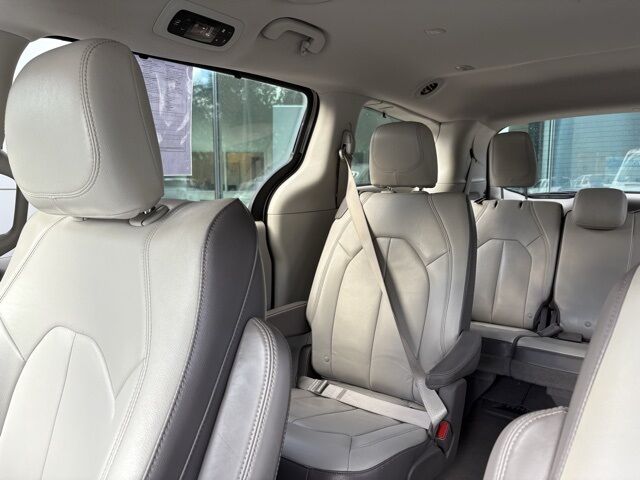 2017 Chrysler Pacifica Touring L Jacksonville FL