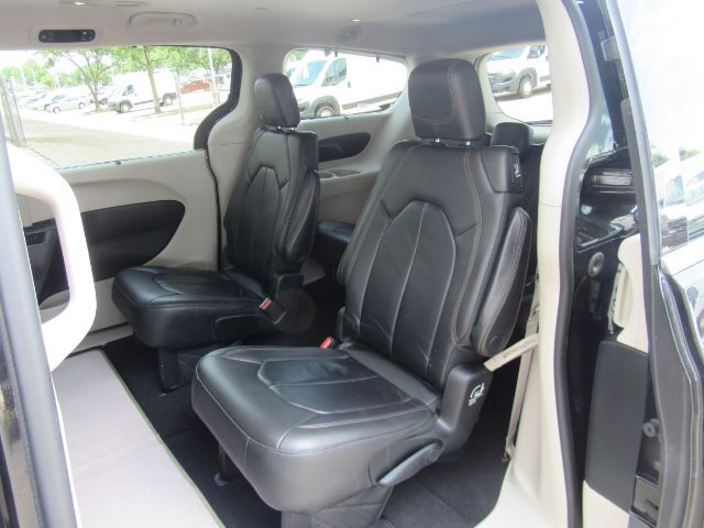 2017 Chrysler Pacifica Touring-L Plano TX