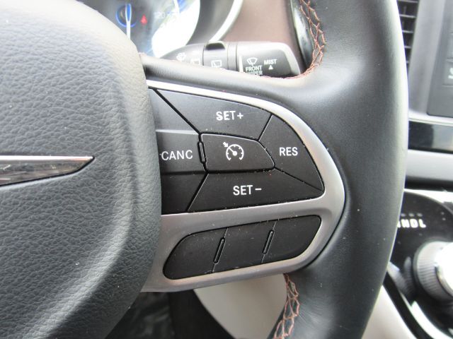 2017 Chrysler Pacifica Touring-L Plano TX
