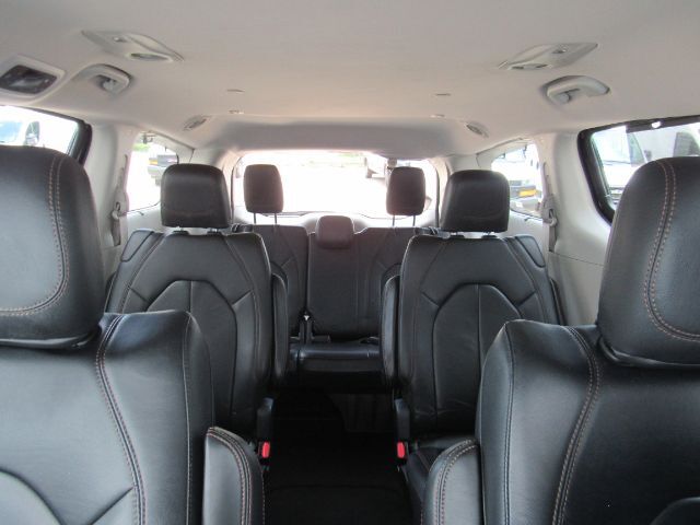 2017 Chrysler Pacifica Touring-L Plano TX