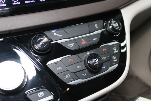 2017 Chrysler Pacifica Touring-L Plus Chantilly VA