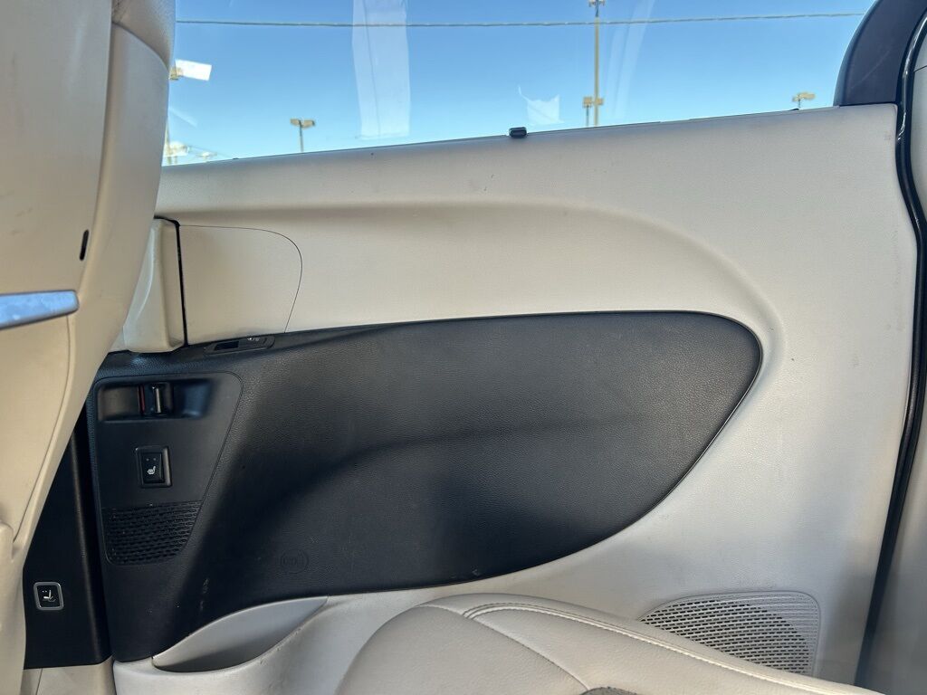 2017 Chrysler Pacifica Touring L Plus Crestwood KY