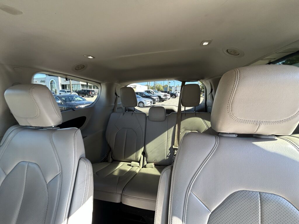 2017 Chrysler Pacifica Touring L Plus Crestwood KY